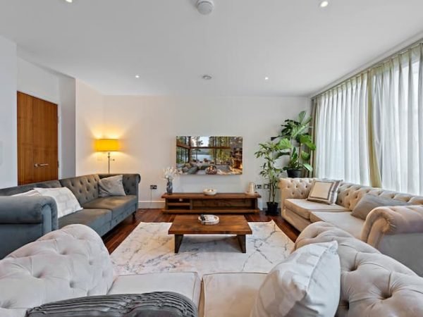 0b09bbe2-741e-4ec5-be20-c12b09d65656