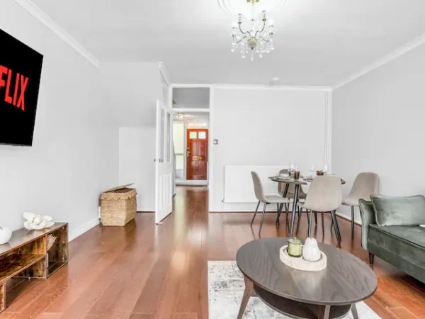 318026ed-9279-4c4b-b6bf-69aa59c0a52b