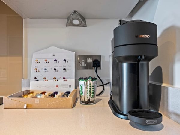 8c2bb657-8330-46c2-aeff-947e3a0640f8